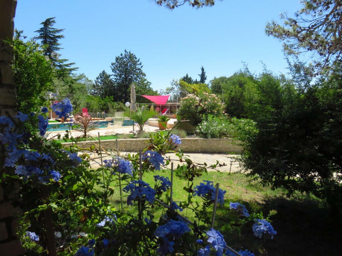 Les Gites Du Mas Des Cigales Νιμ Εξωτερικό φωτογραφία